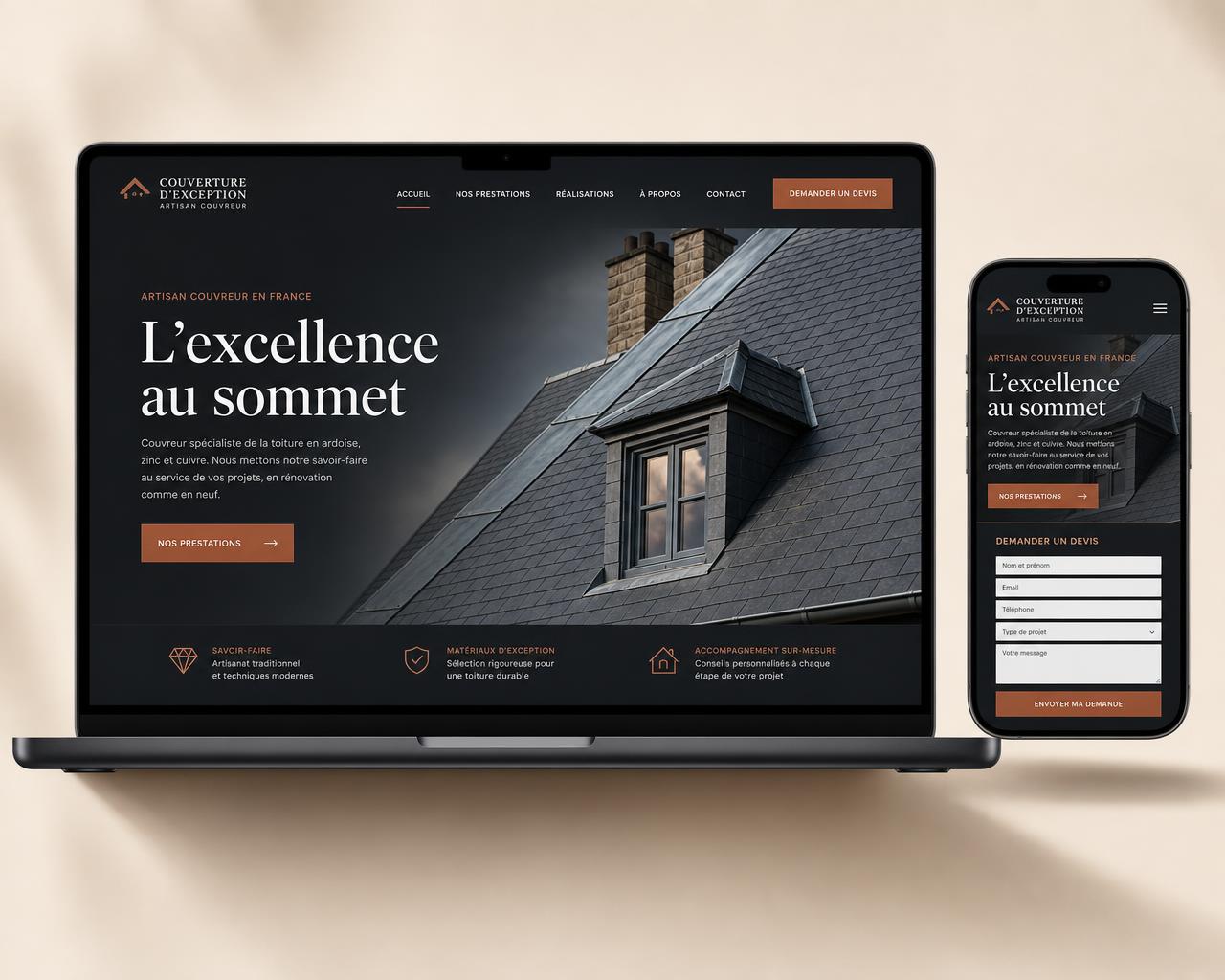 Aperçu d'un site de couvreur conçu par Opti Client, sur ordinateur portable et sur mobile